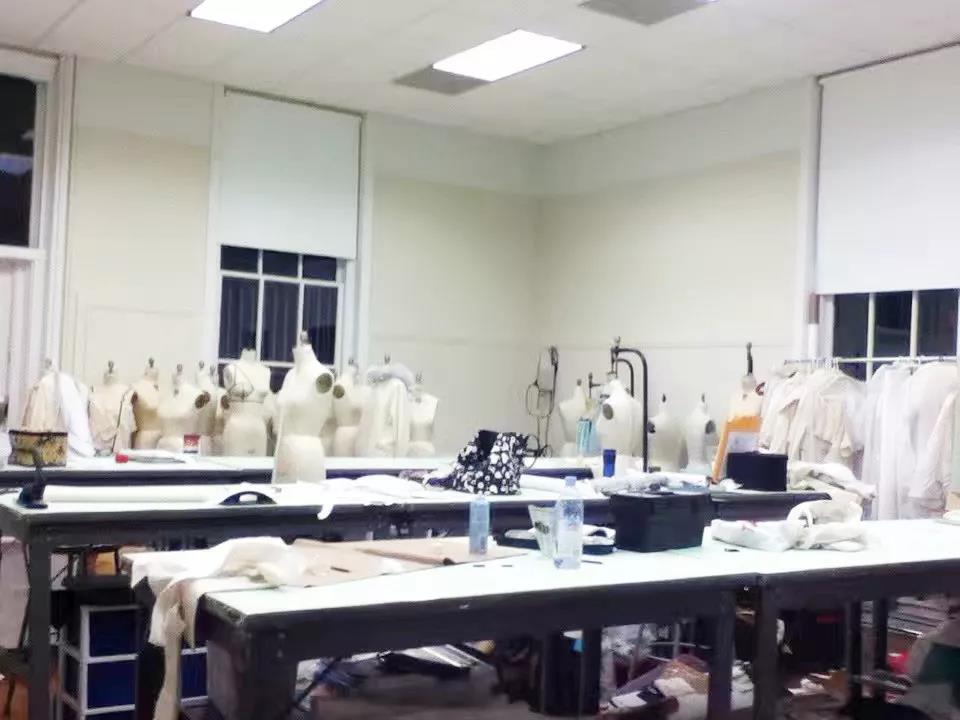 萨凡纳的服装工作室